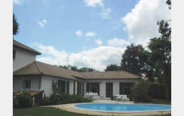 Agence du Casino Transaction : Maison / Villa | BORDEAUX (33000) | 200 m2 | 184 000 € 