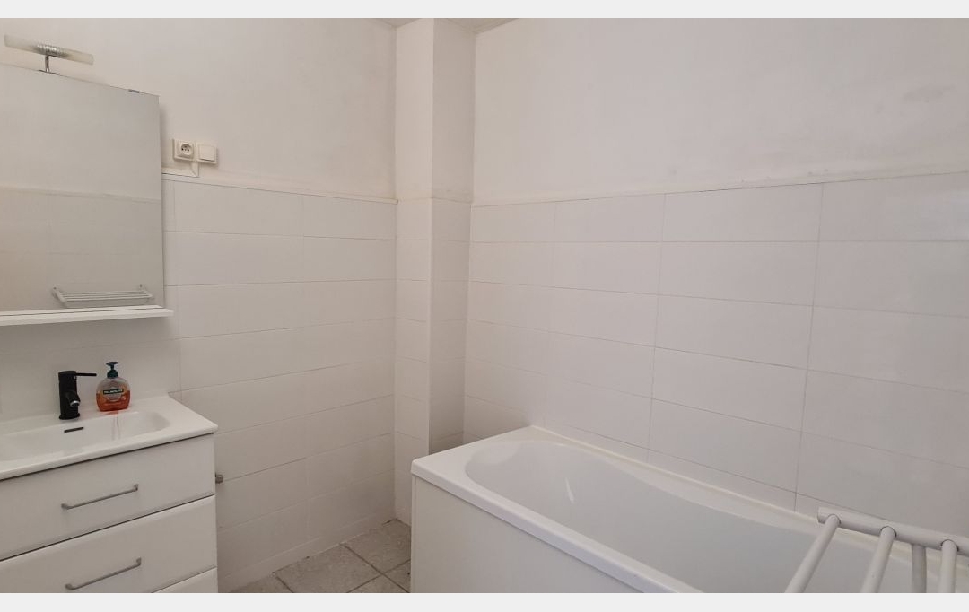 Agence du Casino Transaction : Appartement | BEDARIEUX (34600) | 71 m2 | 55 000 € 