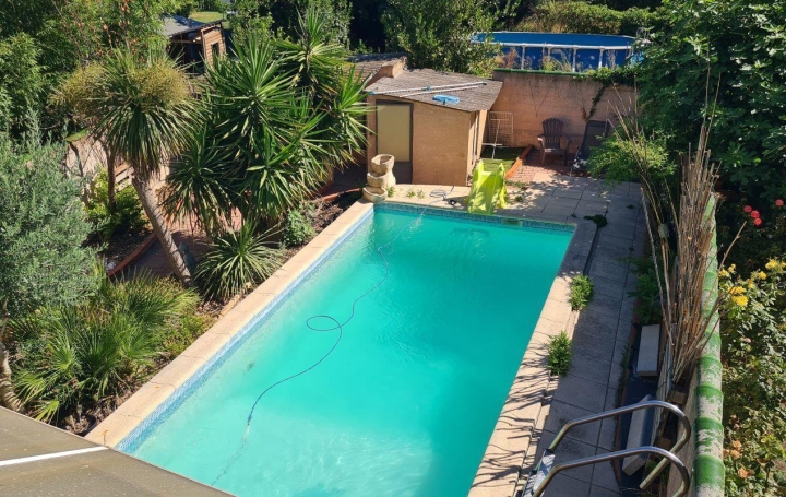 Maison de ville VILLEVEYRAC 170 m2 392 000 € Maison de ville VILLEVEYRAC 170 m2 392 000 €