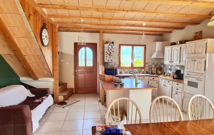 Maison MONTBAZIN 112 m2 399 000 € Maison MONTBAZIN 112 m2 399 000 €