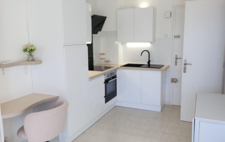 Studio PALAVAS-LES-FLOTS 23 m2 193 000 € Studio PALAVAS-LES-FLOTS 23 m2 193 000 €
