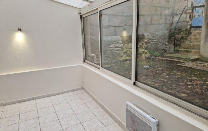 Agence du Casino Transaction : Apartment | NIORT (79000) | 33 m2 | 405 € 